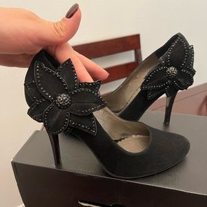 Suede high heel evening shoes